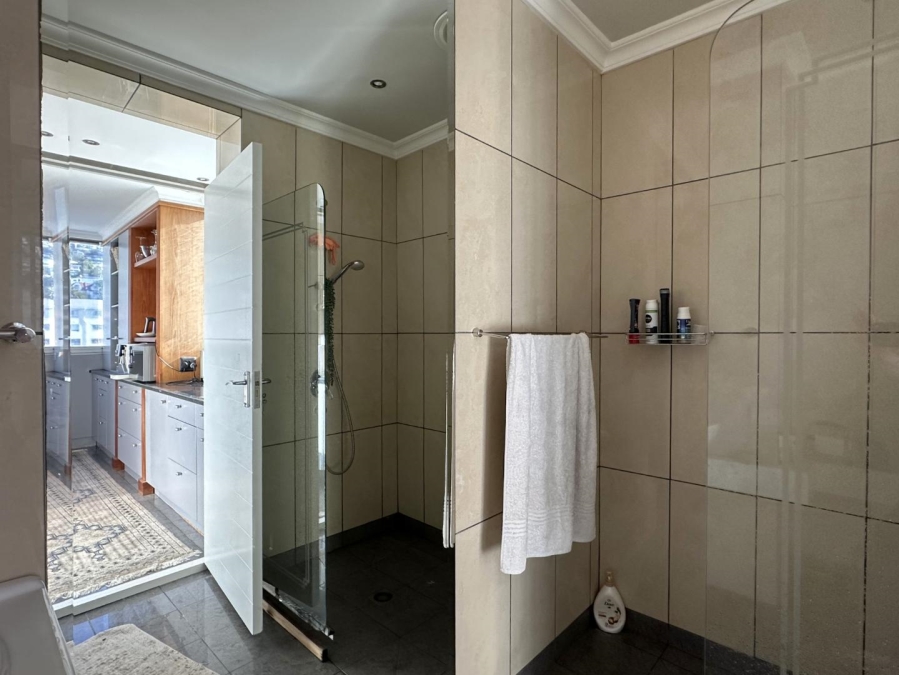To Let 0 Bedroom Property for Rent in Bantry Bay Western Cape